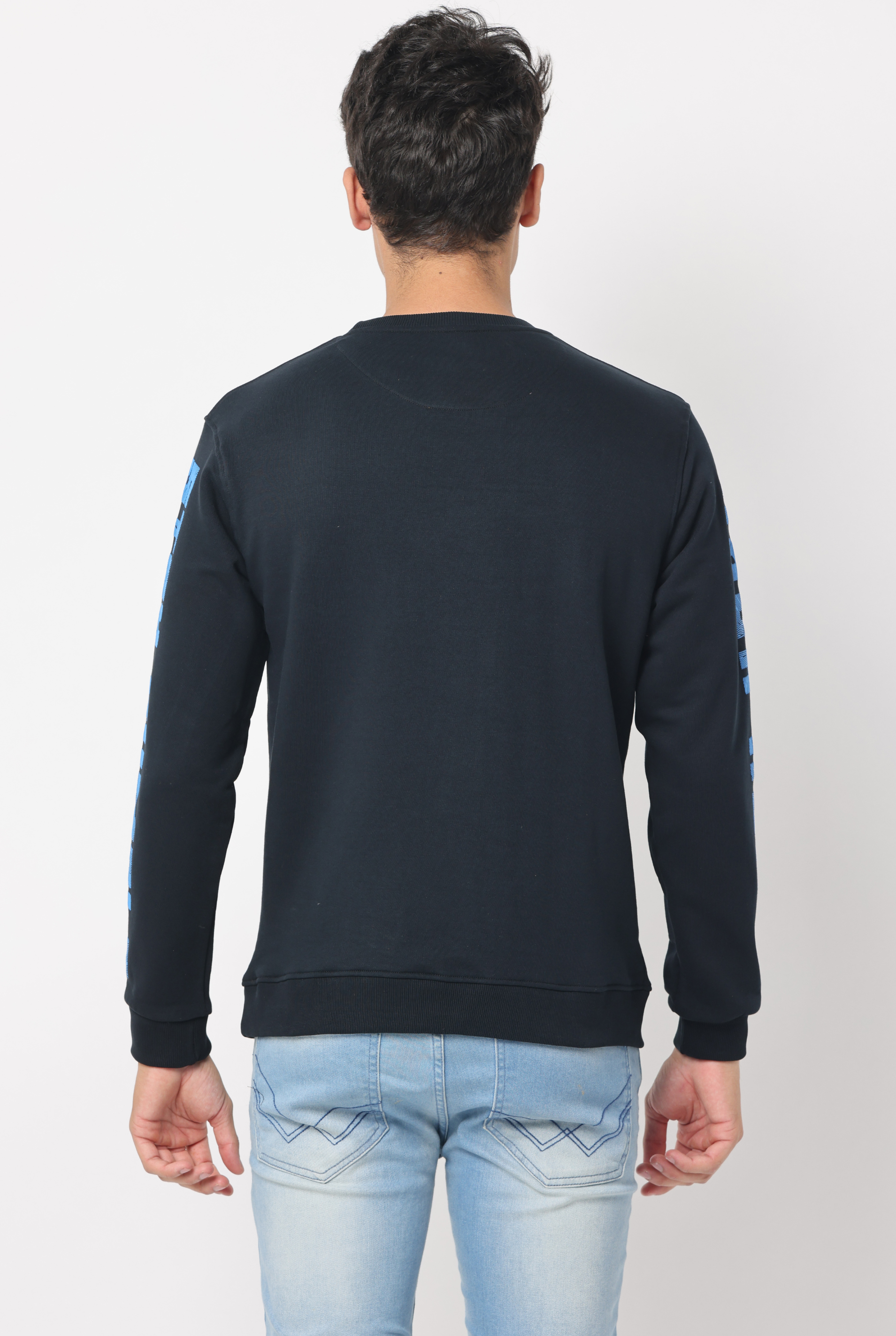 Men's Slim Fit Crew Neck Long Sleeve Sweat Shirt, Black