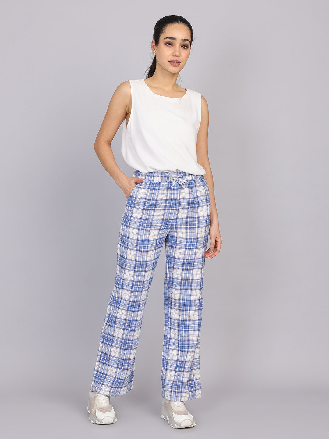 Women’s Blue Checked Woven Pant