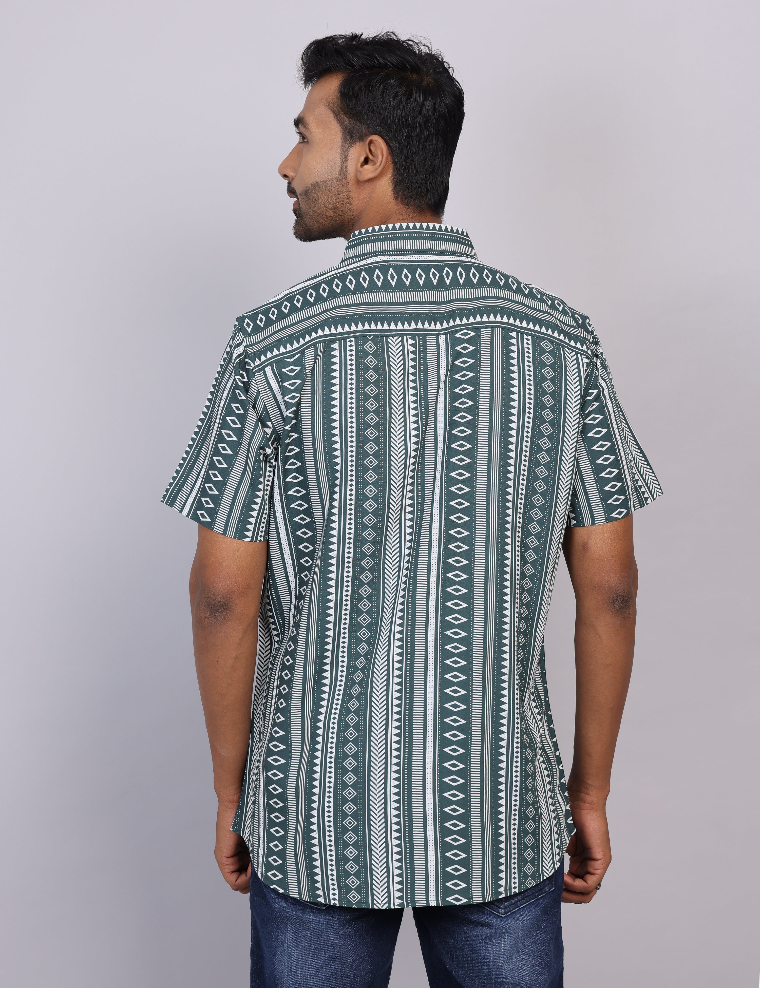Green Printed Half Sleeve Shirt – Regular Fit