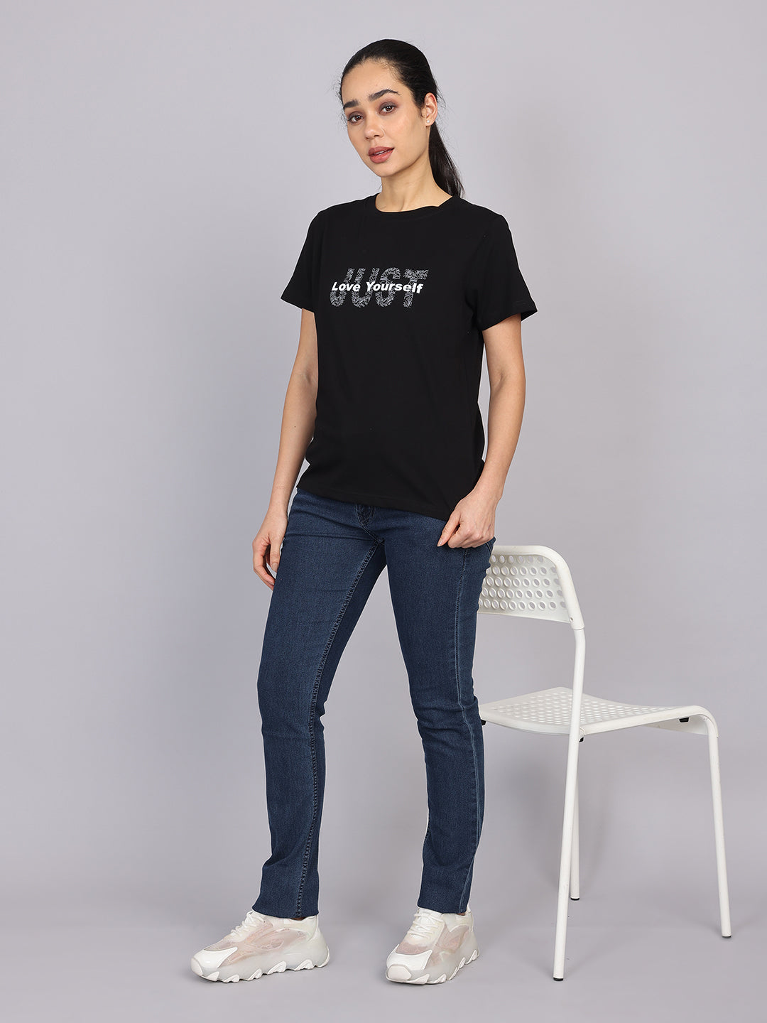 Women’s Black Round Neck Chest Print T-Shirt