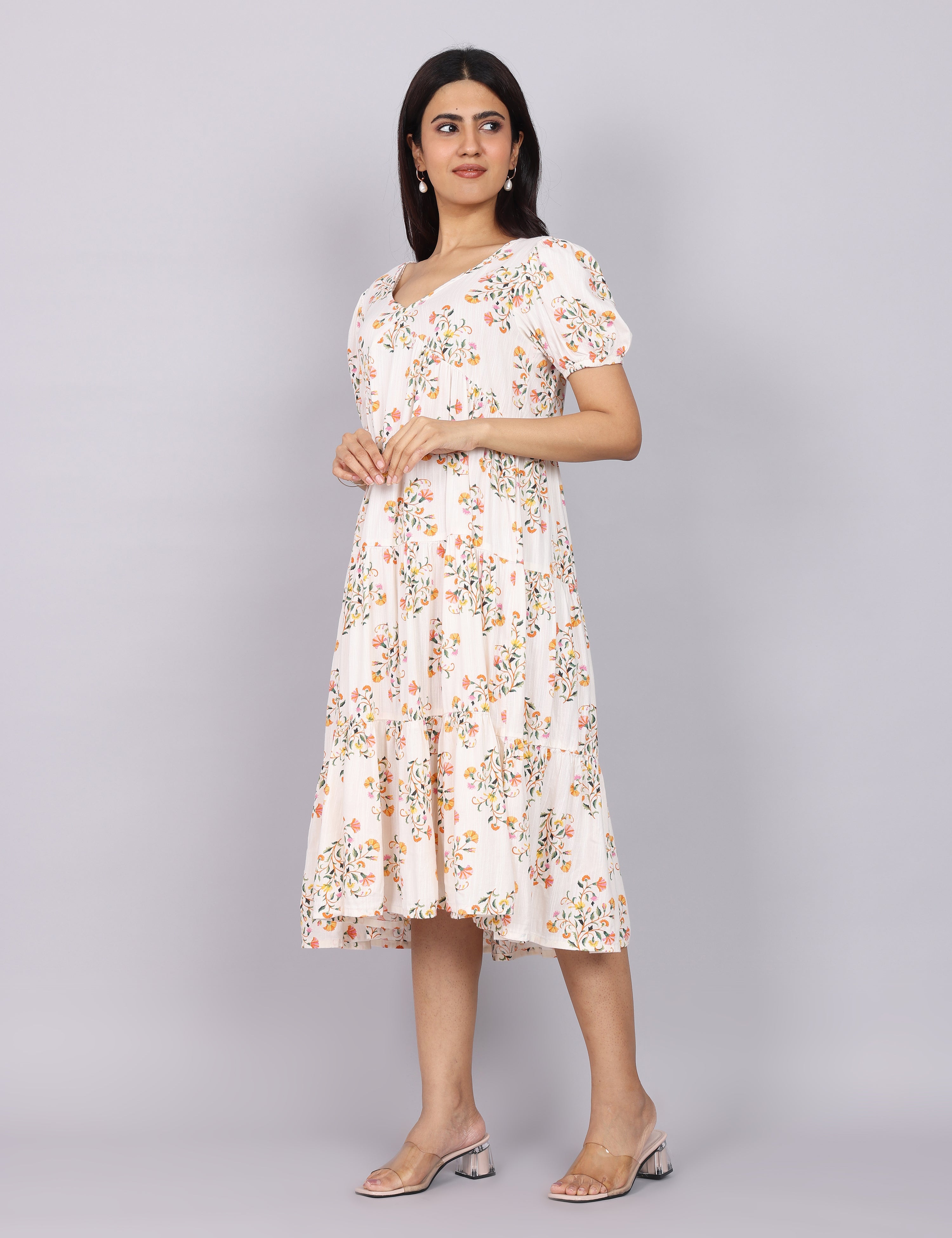 Women’s White Printed Regular Fit V-Neck Puff Sleeve Dress